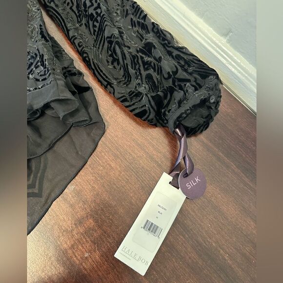 Hale Bob  silk, velvet  long sleeve top blouses size M in black, NWT - Picture 4 of 7